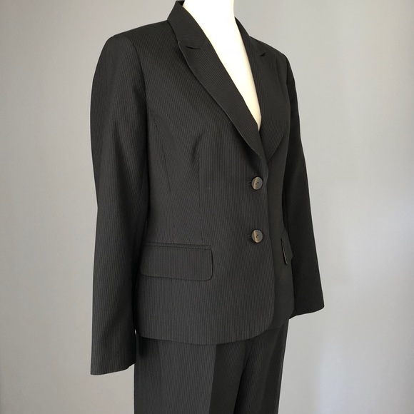 Jones New York Suit - Picture 4 of 8